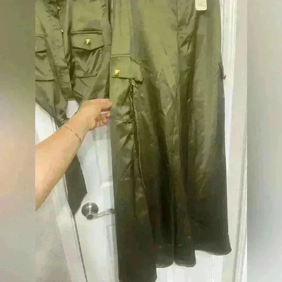 KAILER Sirene Satin Pant Set (Olive) NWT size S - Picture 10 of 15